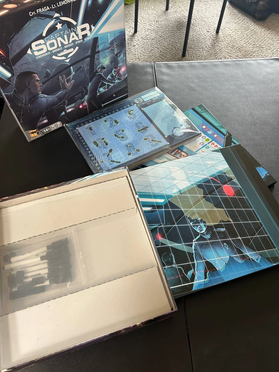 Captain Sonar board game like-new - photo 3
