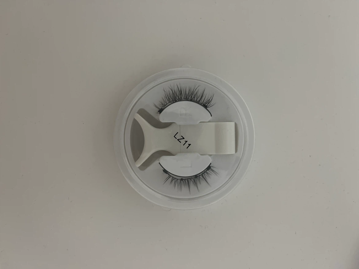 Magnetic False Eyelashes