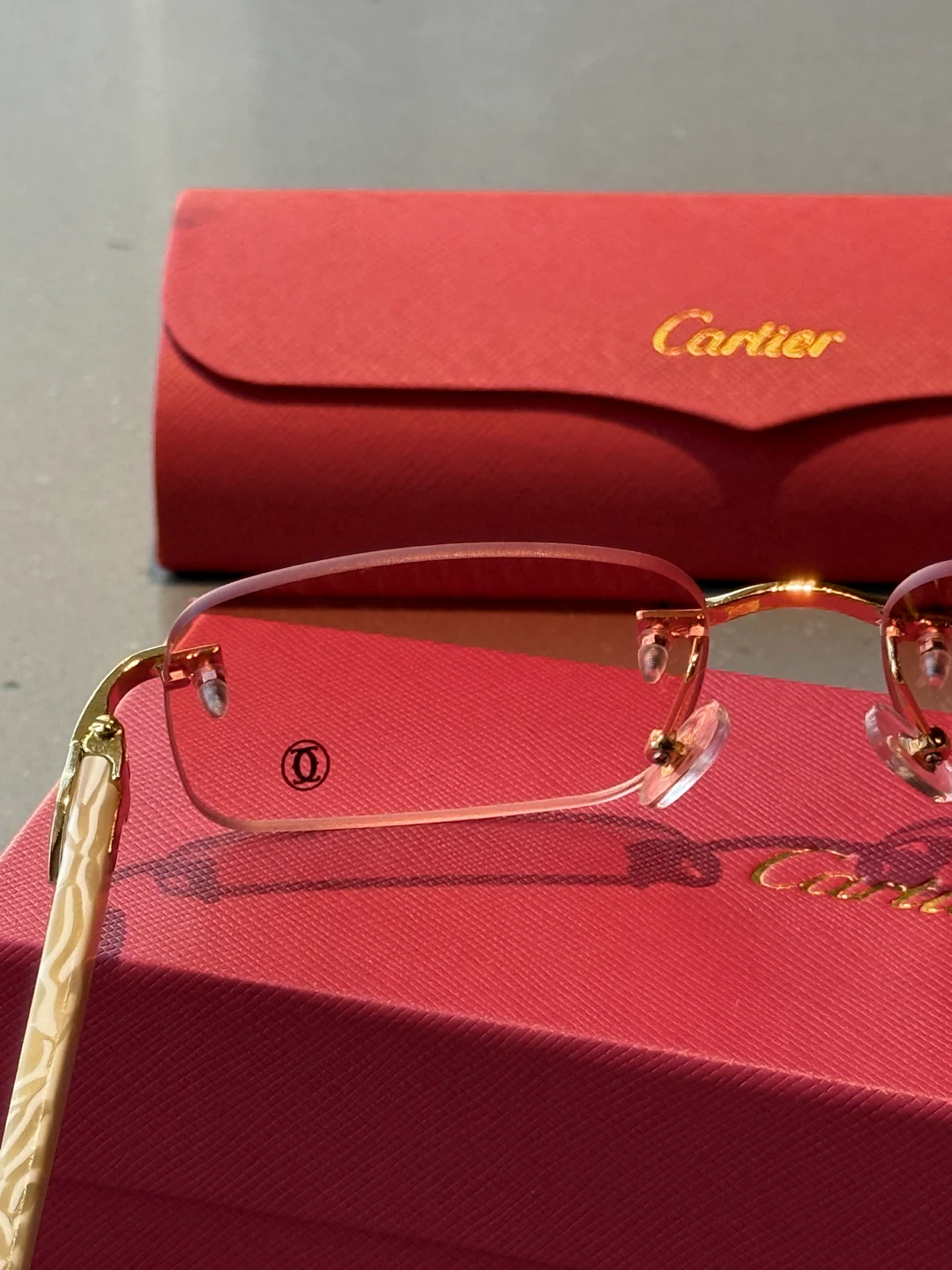Cartier rimless sunglasses with red case - photo 4