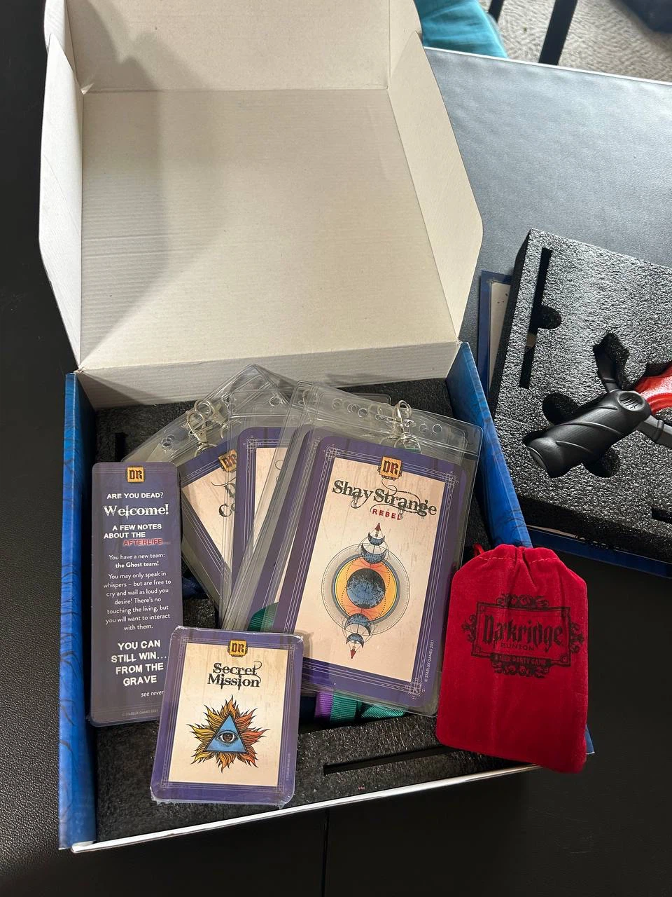 Darkridge Reunion – A Killer Party Board Game New - photo 3
