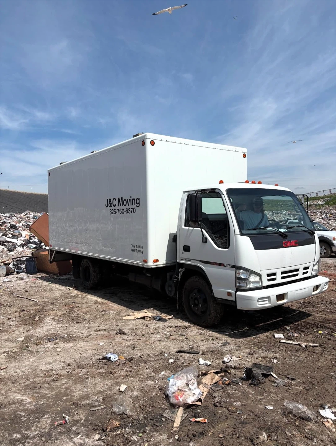 Moving and junk removal service - photo 2