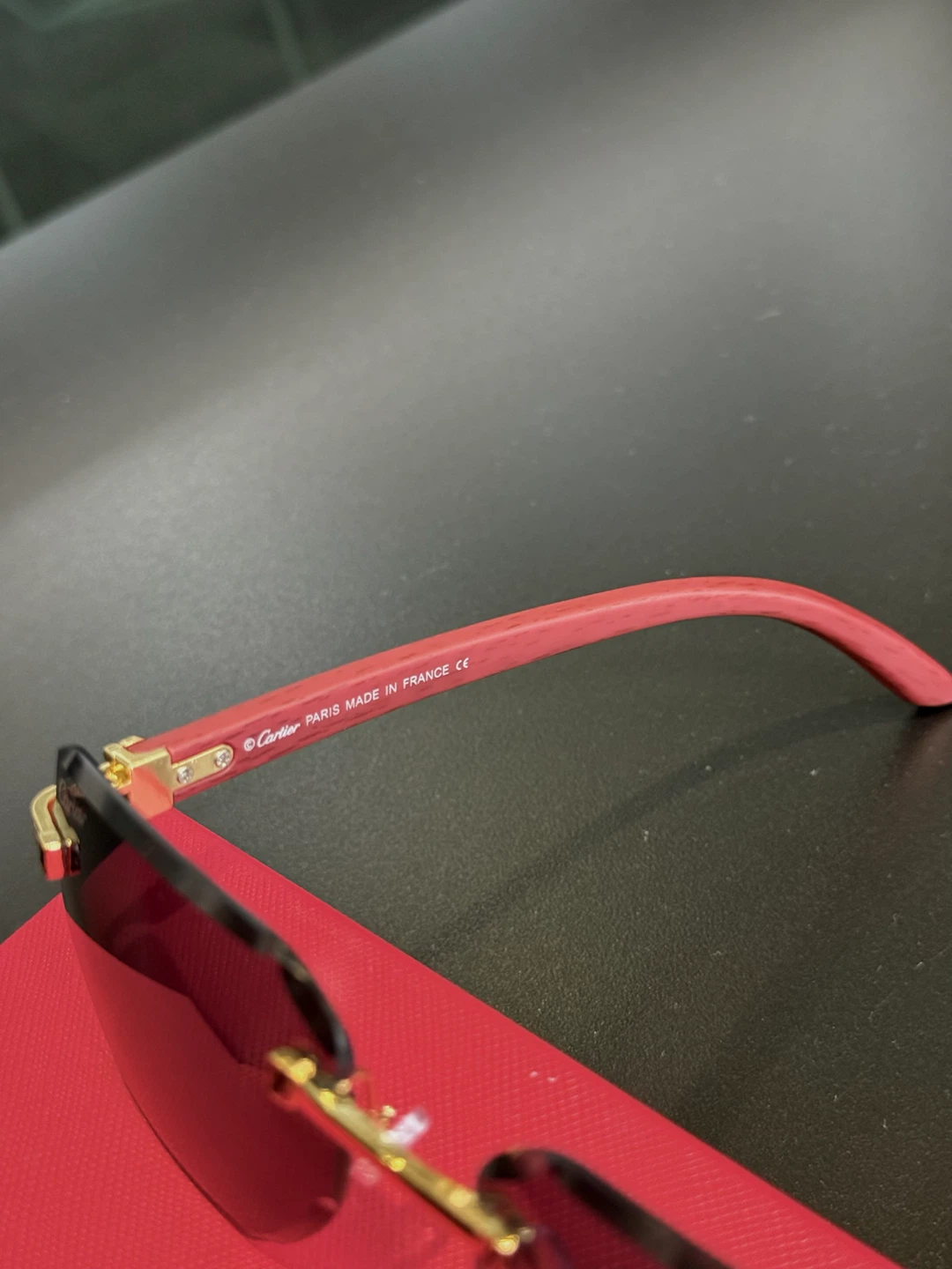 Cartier rimless sunglasses with red wood-finish temples - photo 4