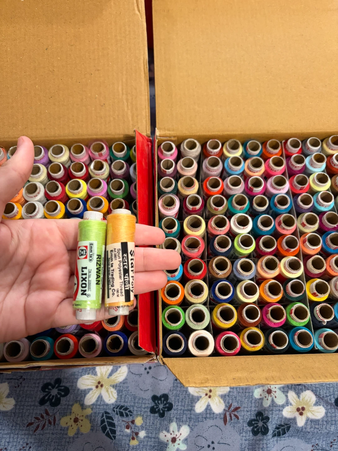 100 polyester thread spools for $30 (180 metres each spool) - photo 2