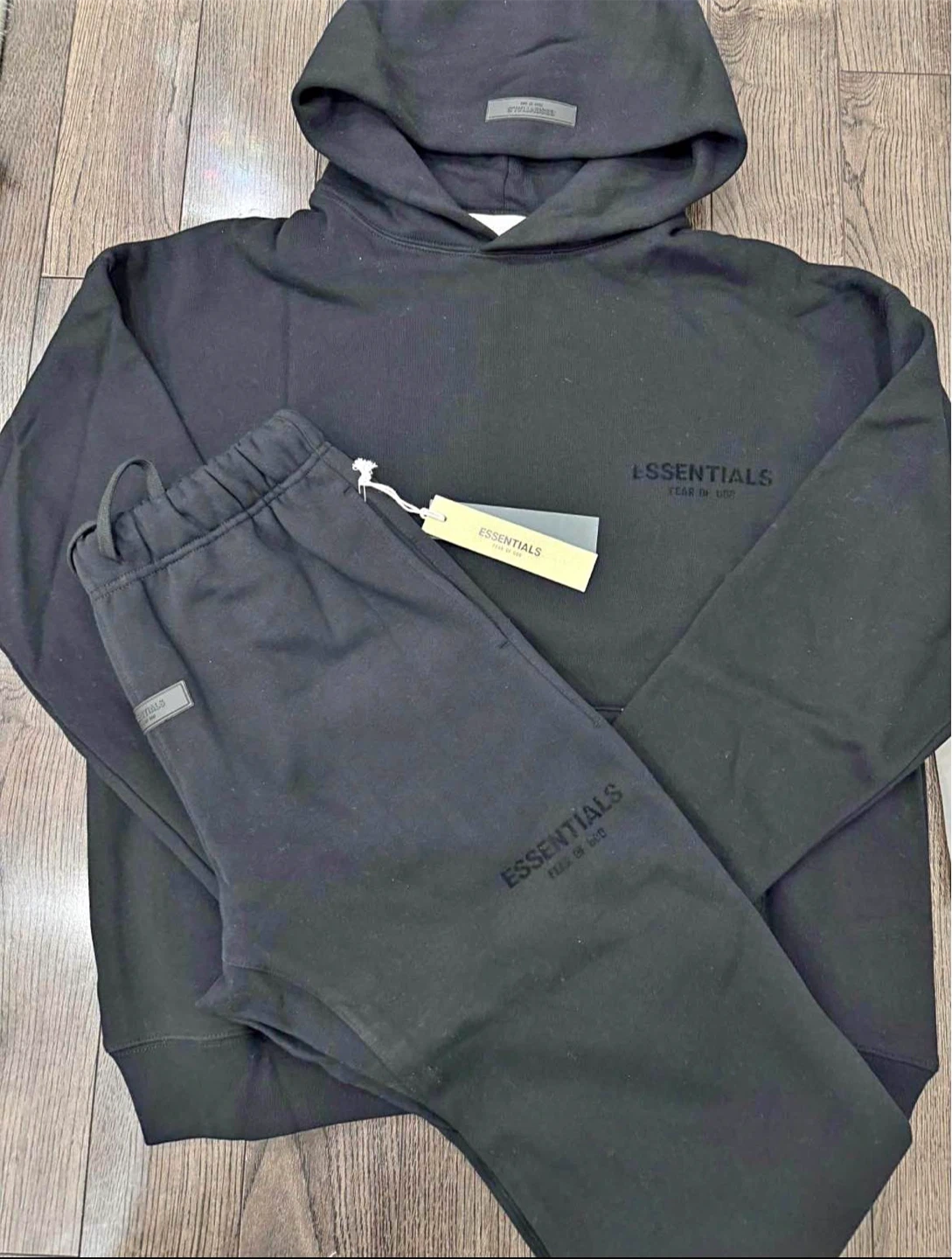 ESSENTIALS HOODIES AND PANTS. READ DESCRIPTION. - photo 3