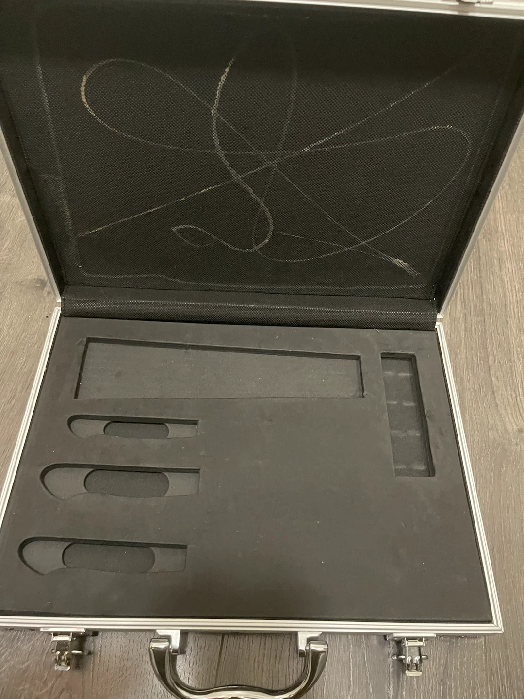 Aluminum Hard Carrying Case with Foam Insert - photo 3