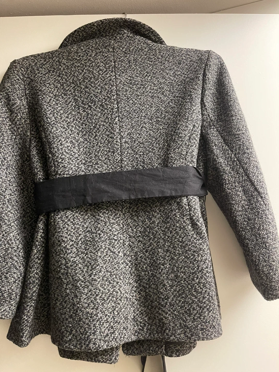 Short Grey Wool-Blend Coat - photo 4