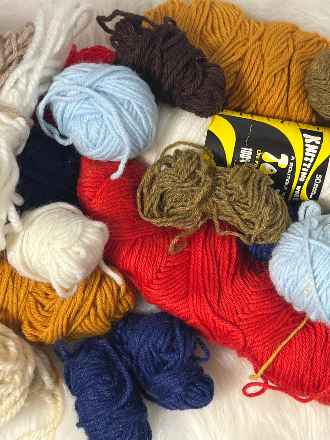 Vintage Yarn Lot  Mixed Crafting Stash (Bernat, TooDoo & Scraps) - photo 3