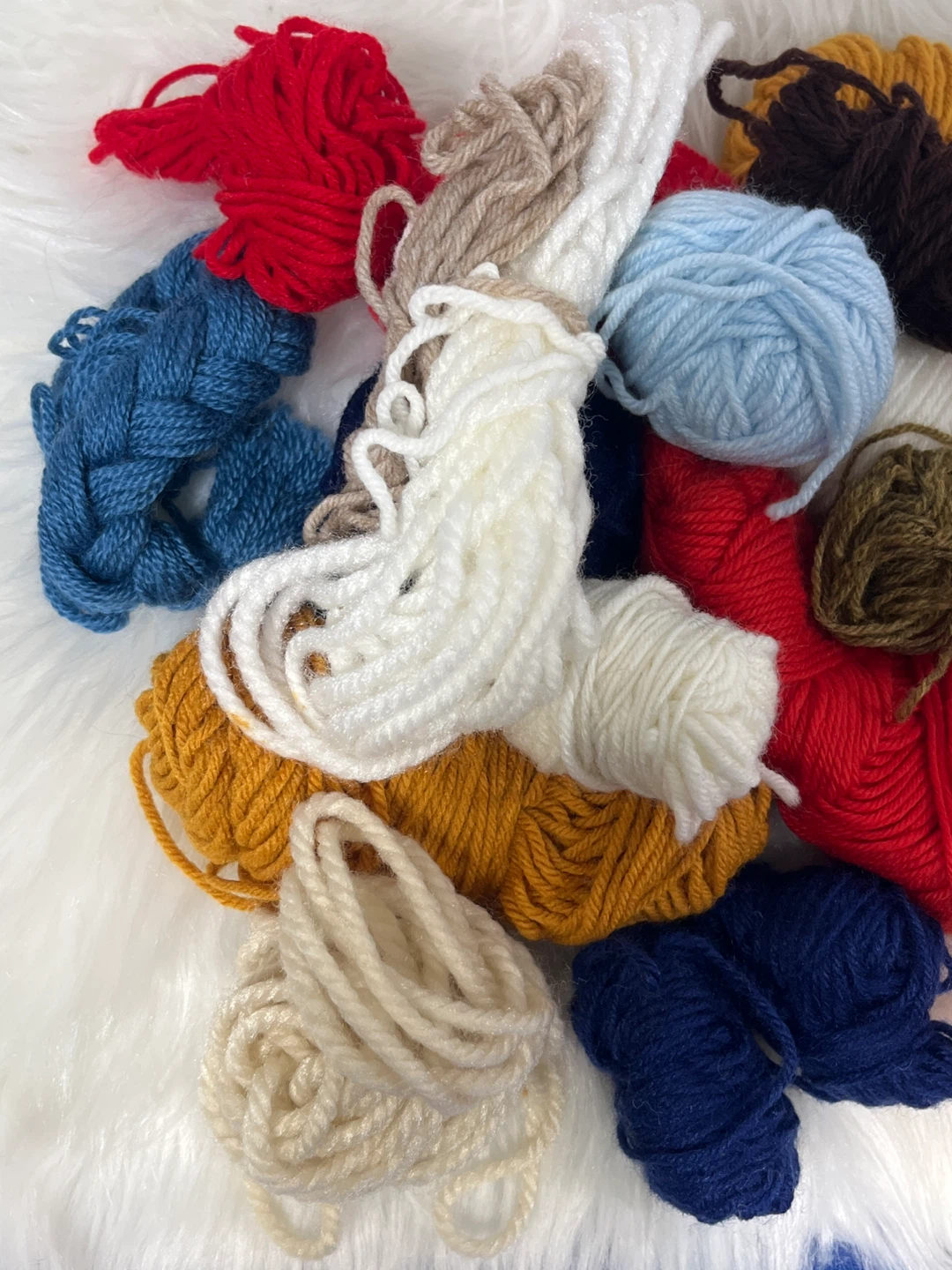 Vintage Yarn Lot  Mixed Crafting Stash (Bernat, TooDoo & Scraps) - photo 4