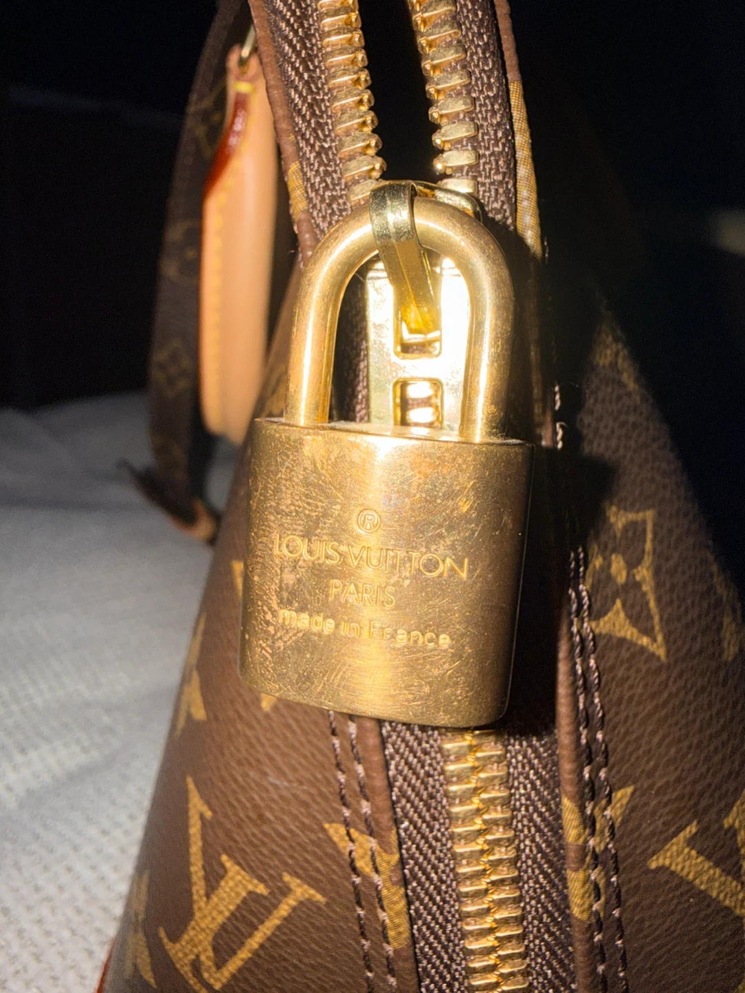 Louis Vuitton Alma BB Monogram Bag - photo 4