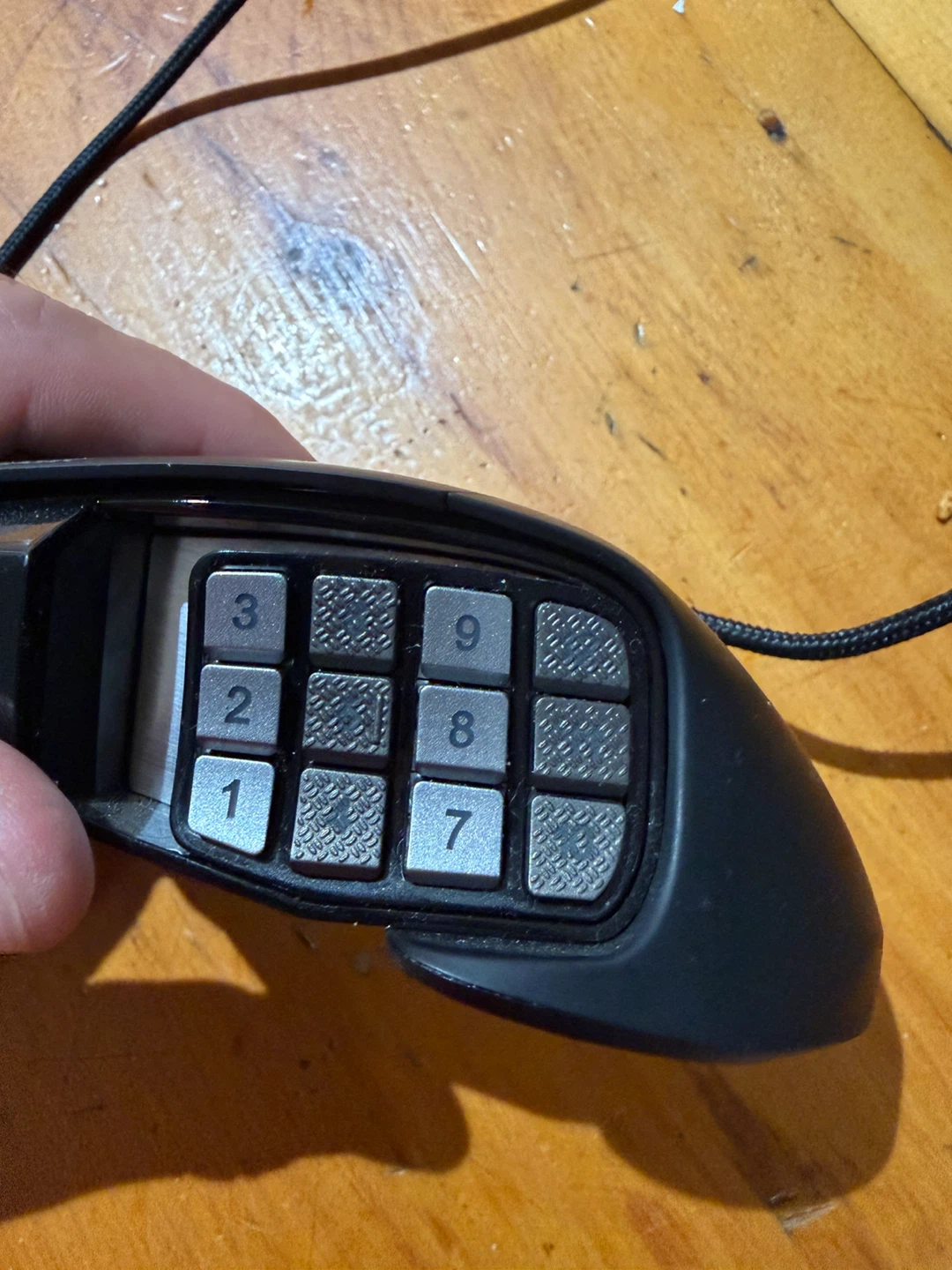 Corsair Scimitar RGB Gaming Mouse - photo 5