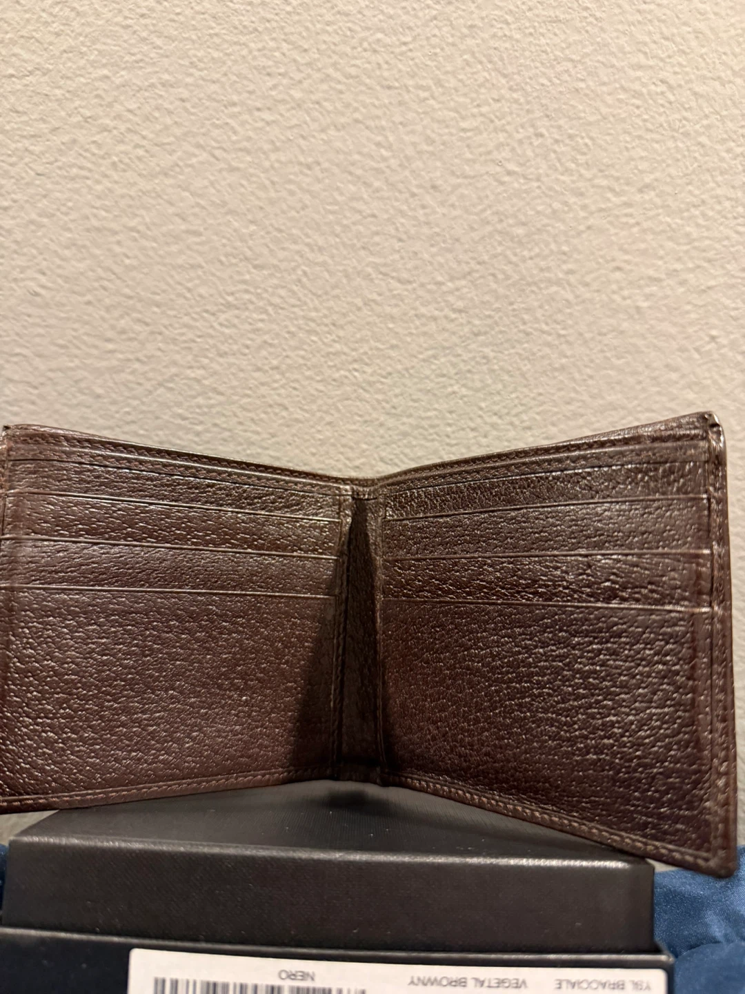 Gucci GG Supreme Bifold Wallet - photo 2