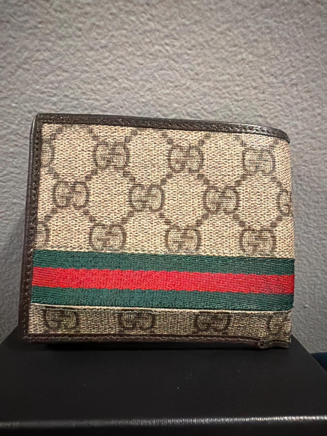 Gucci GG Supreme Bifold Wallet - photo 4