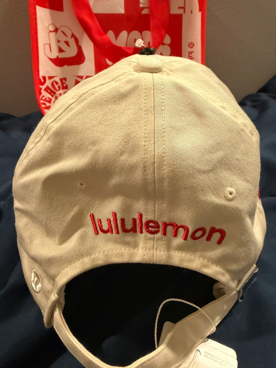 Lululemon Classic Ball Cap Heart Design - photo 2