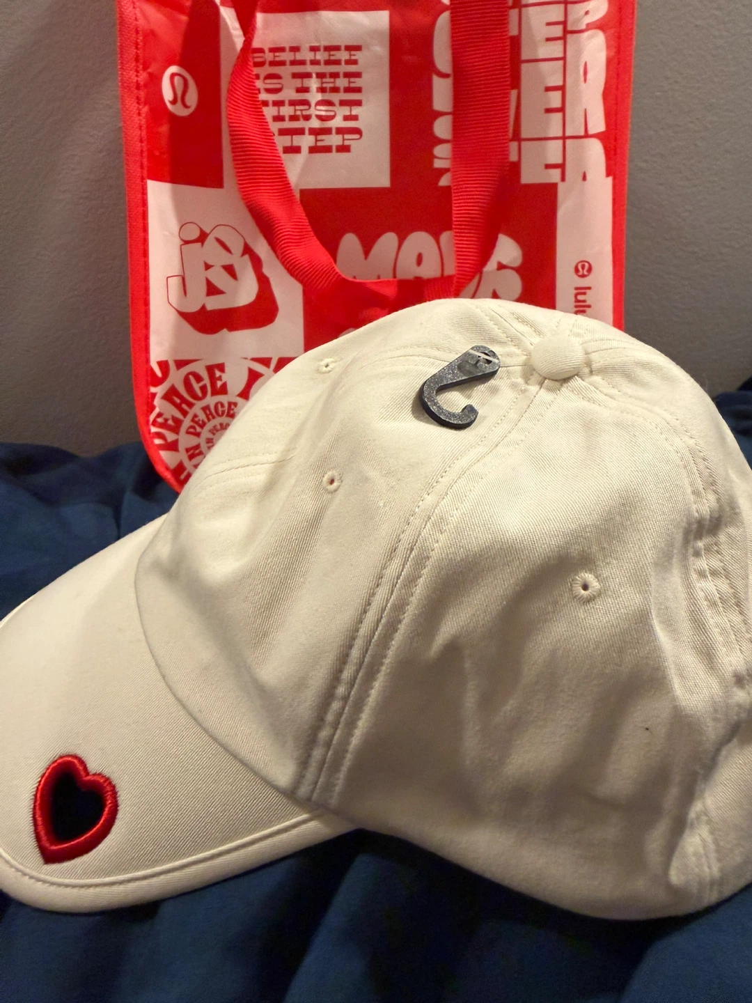 Lululemon Classic Ball Cap Heart Design - photo 4