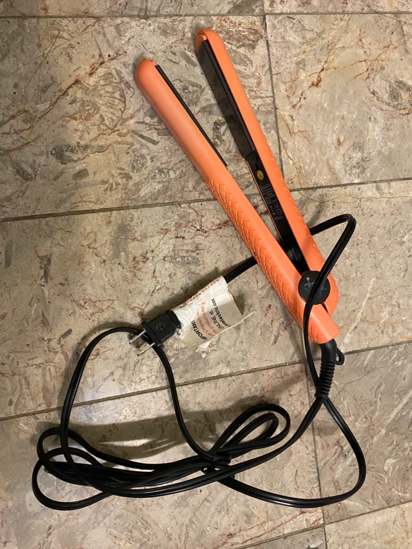 Eva NYC Hair Straightener