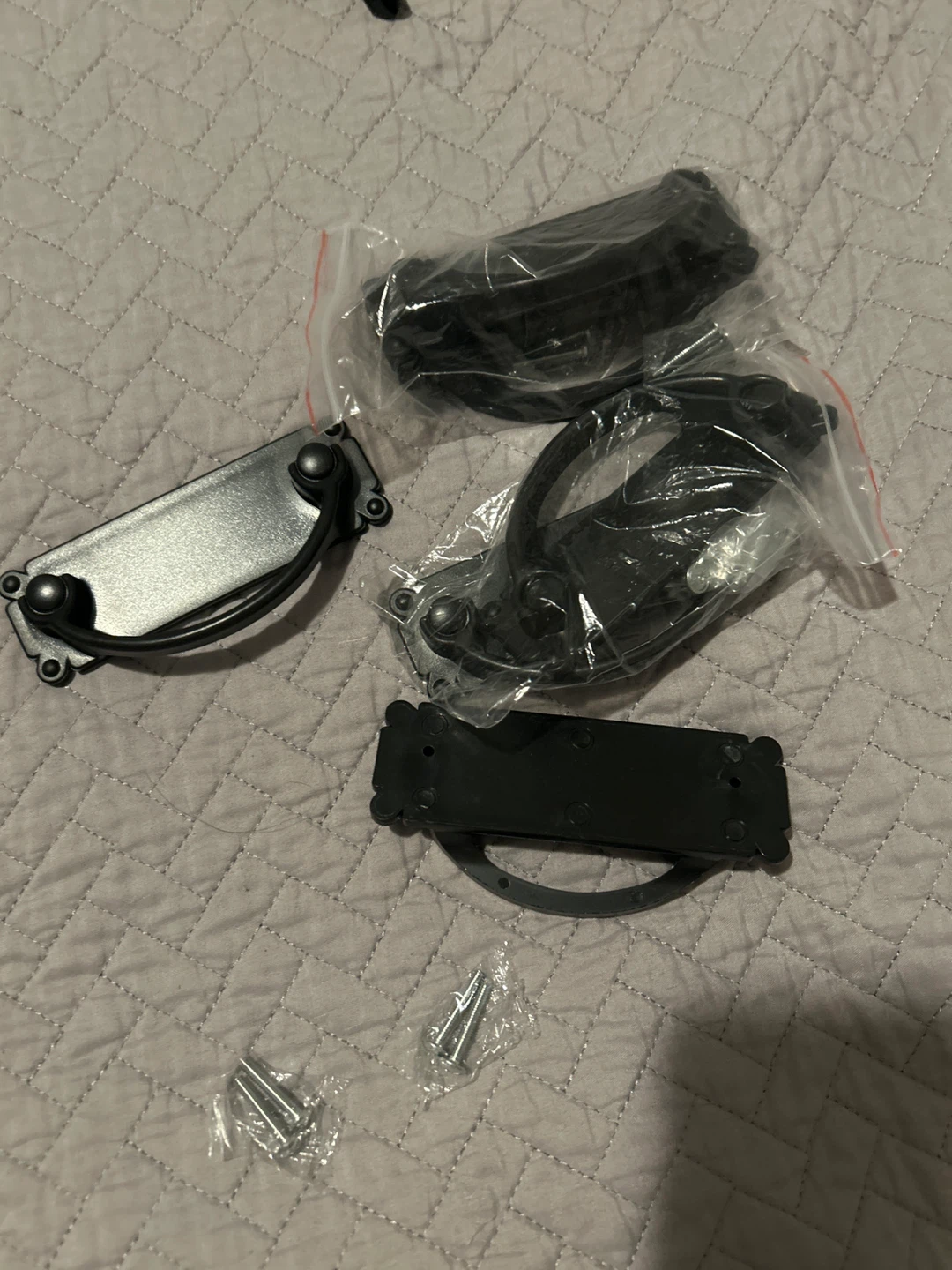 6 Black Plastic Drawer Pulls - photo 3