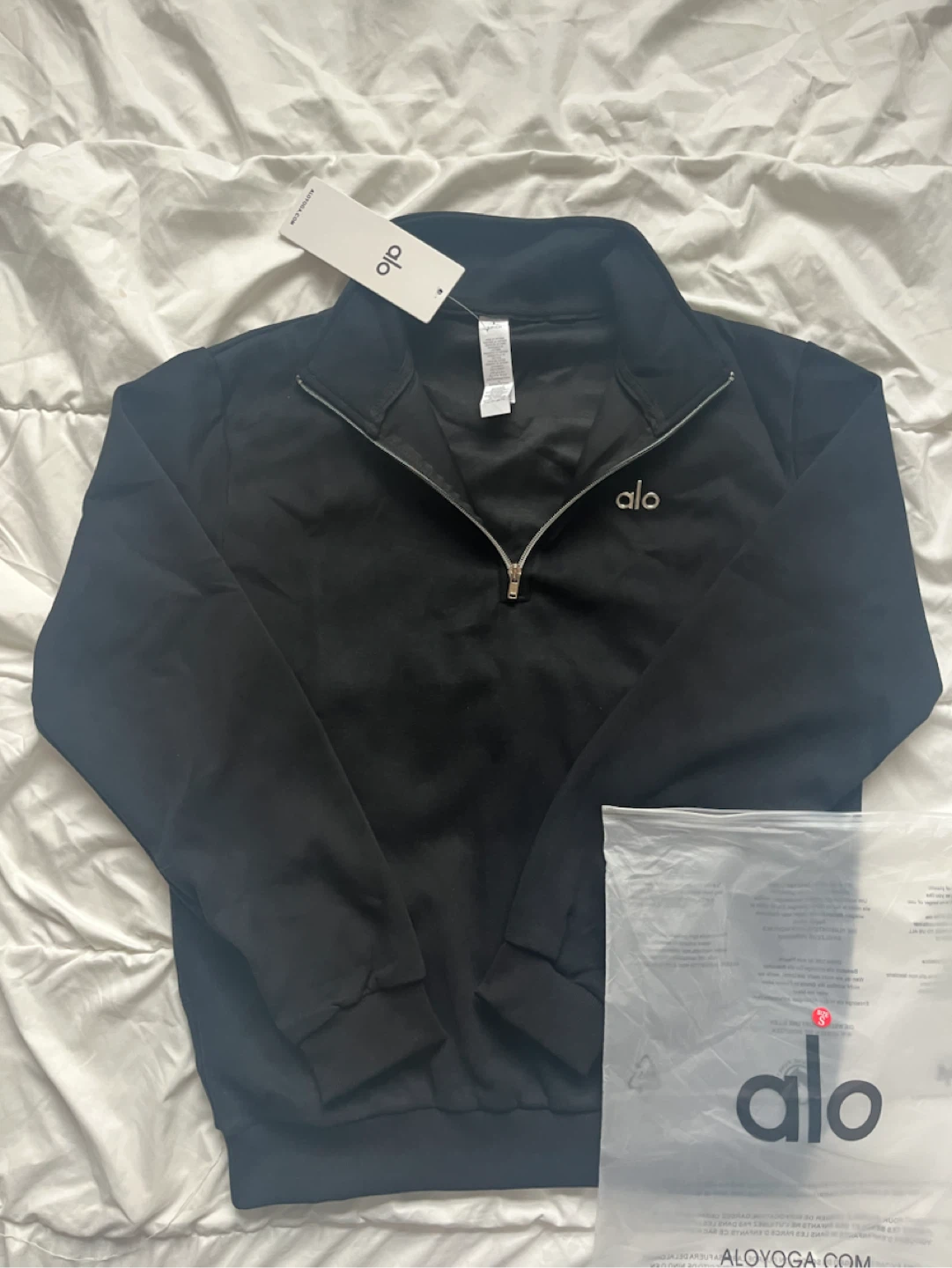 Alo Yoga Black Quarter-Zip Pullover - photo 2