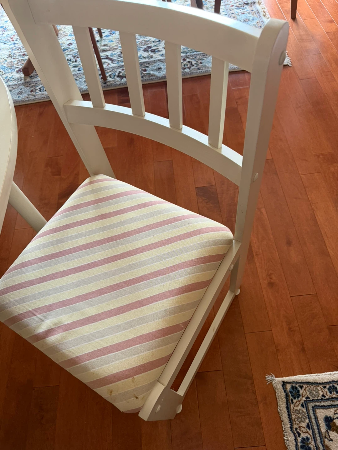 Oval wooden dining table and chairs set - photo 2