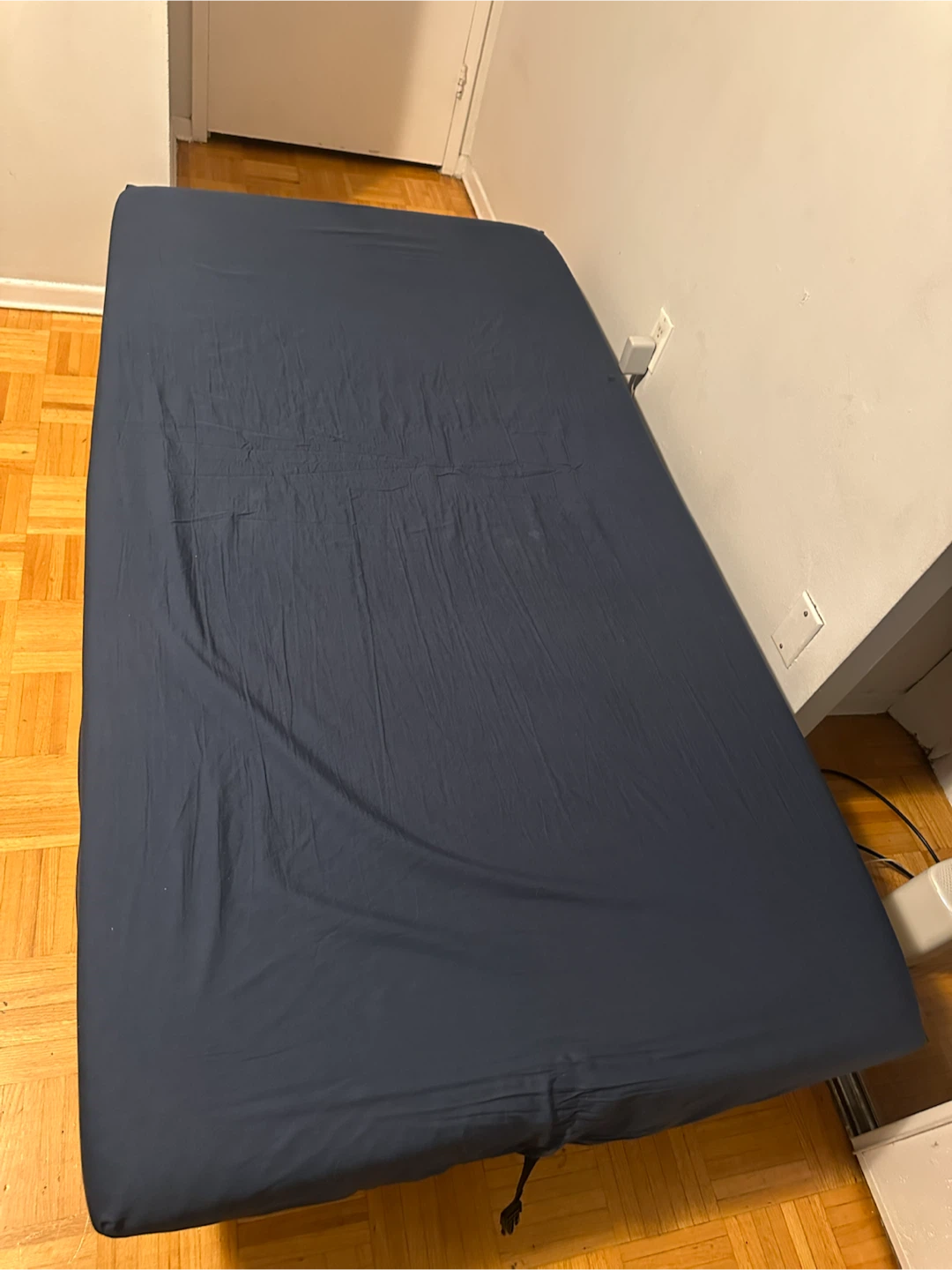 MOVING SALE Twin Size Brand New Foldable Bed - photo 3