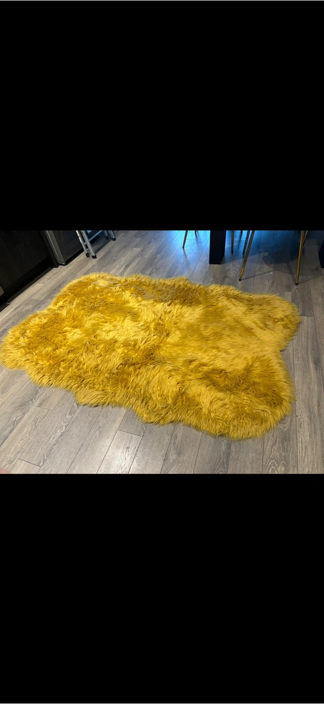 Mustard Yellow Faux Fur Sheepskin Rug - photo 2