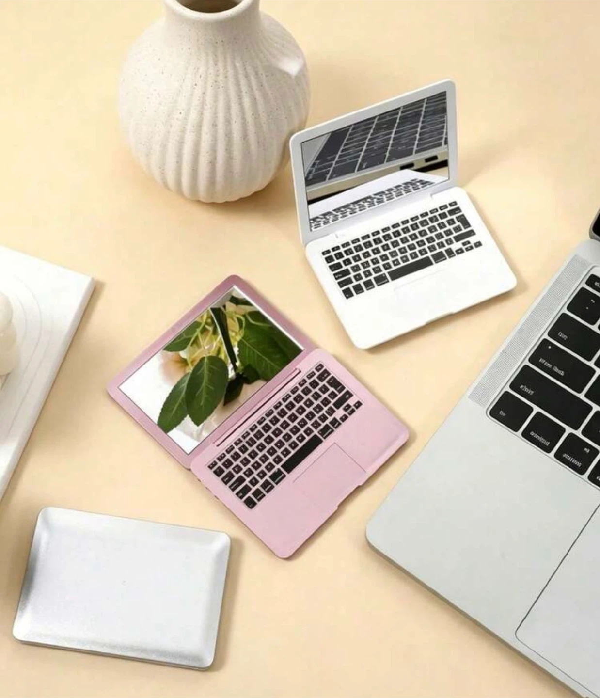 Miniature Laptop Design Makeup Mirror - photo 2