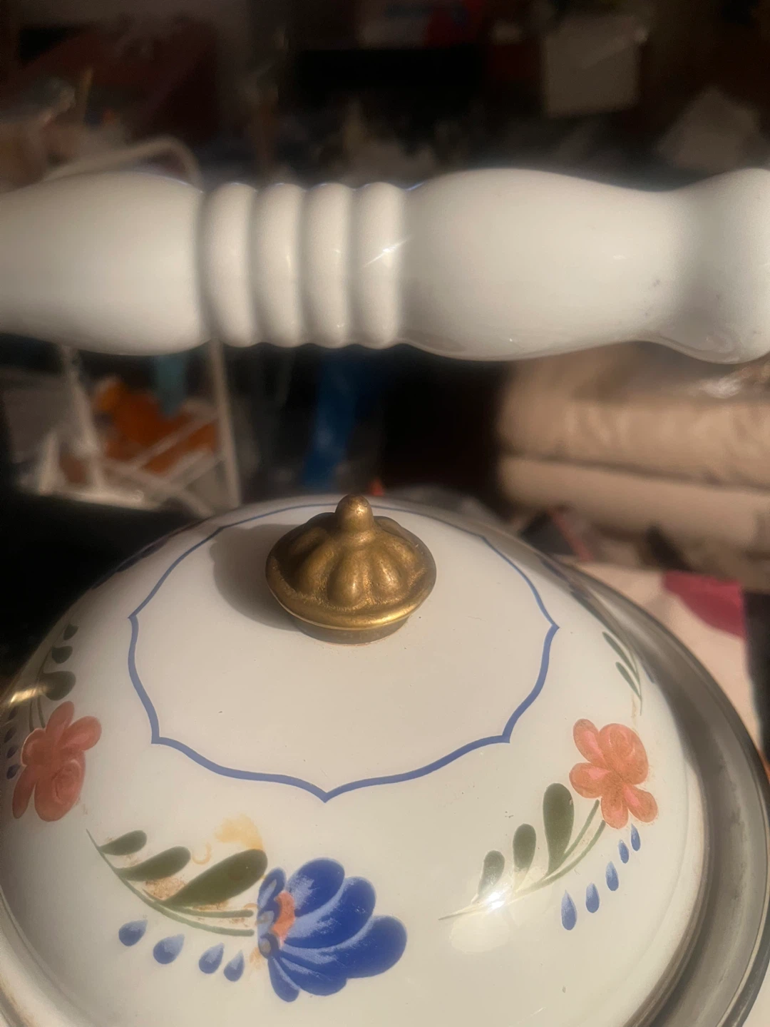 Vintage Enamel Floral Tea Kettle - photo 4
