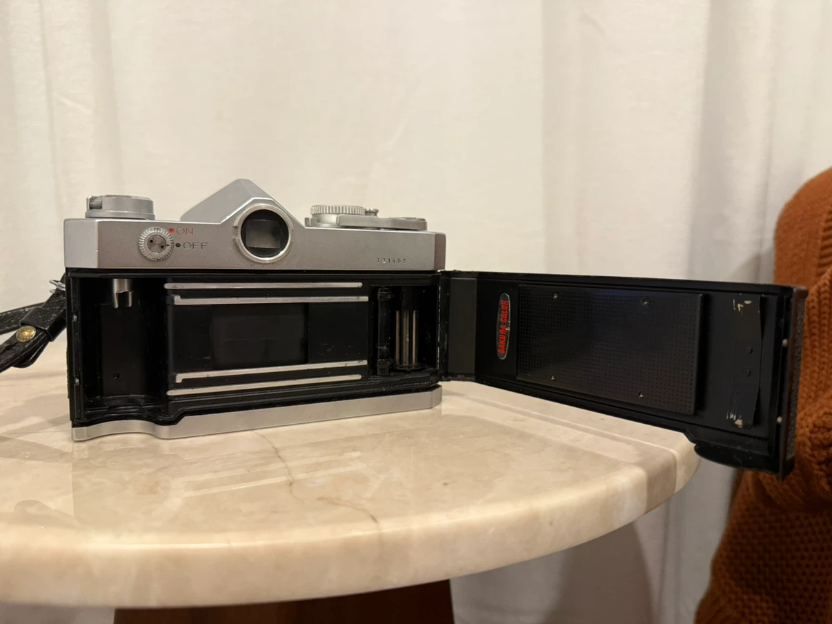 Konica Autoreflex T 35mm Film Camera with Hexanon Lens - photo 3