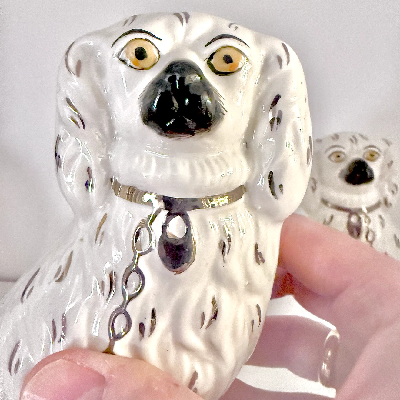 Authentic Victorian era Staffordshire dog mantle figurines - photo 2