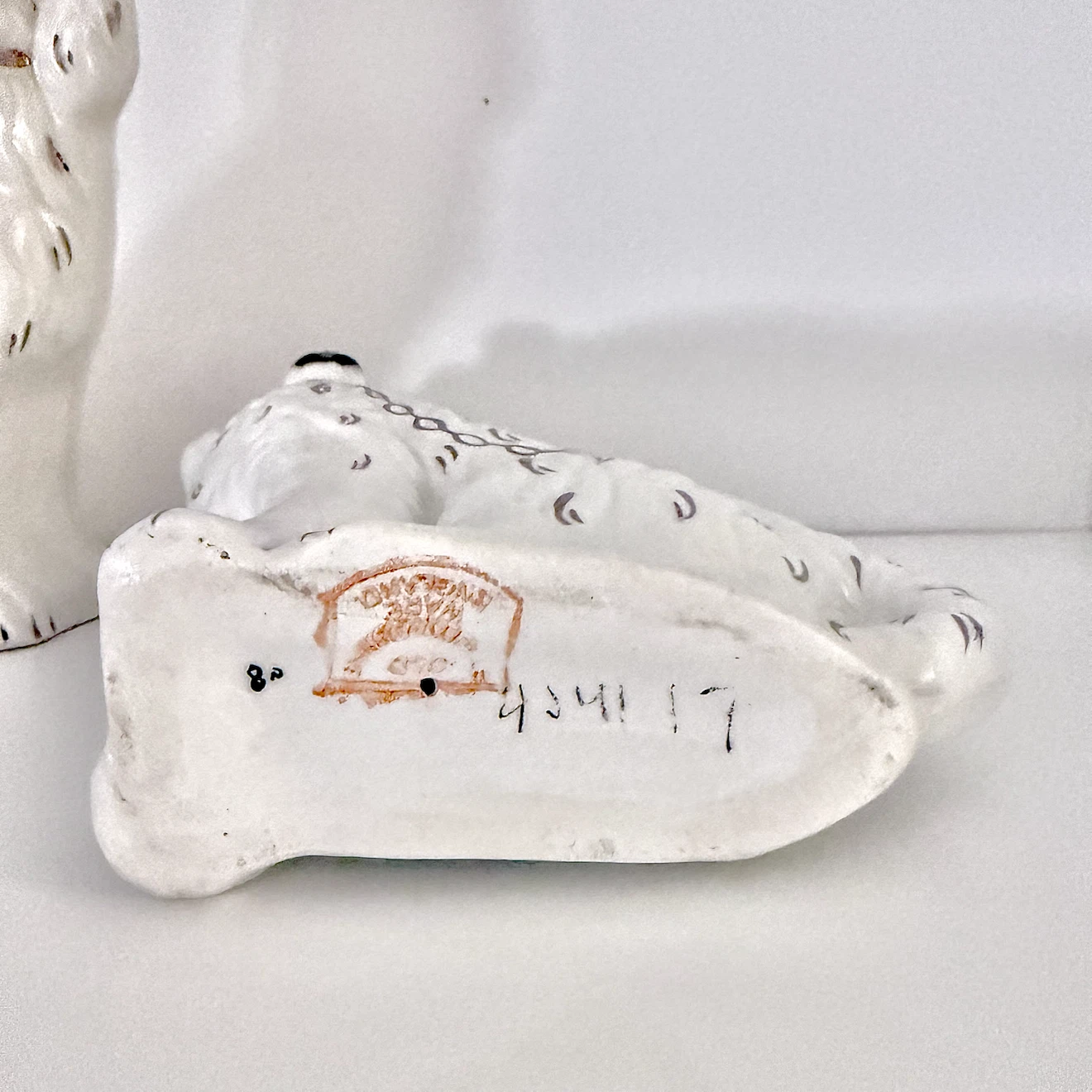 Authentic Victorian era Staffordshire dog mantle figurines - photo 4