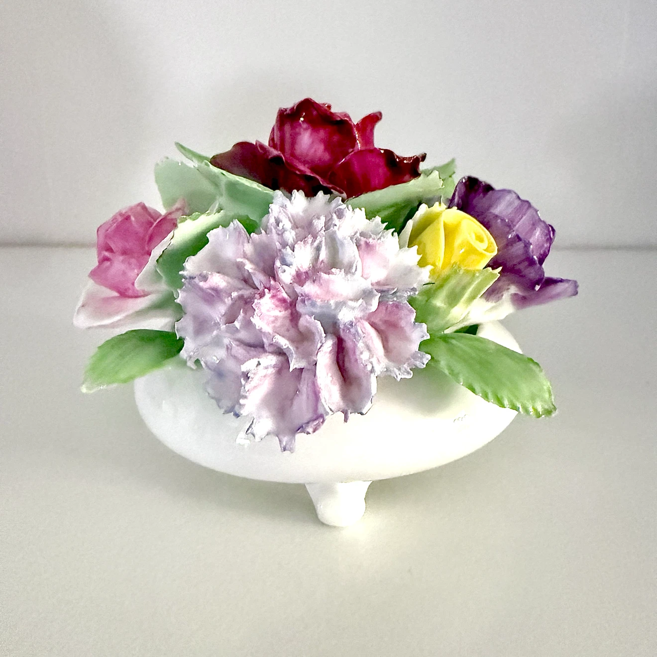 Royal Adderley porcelain posies pot figurine - photo 3