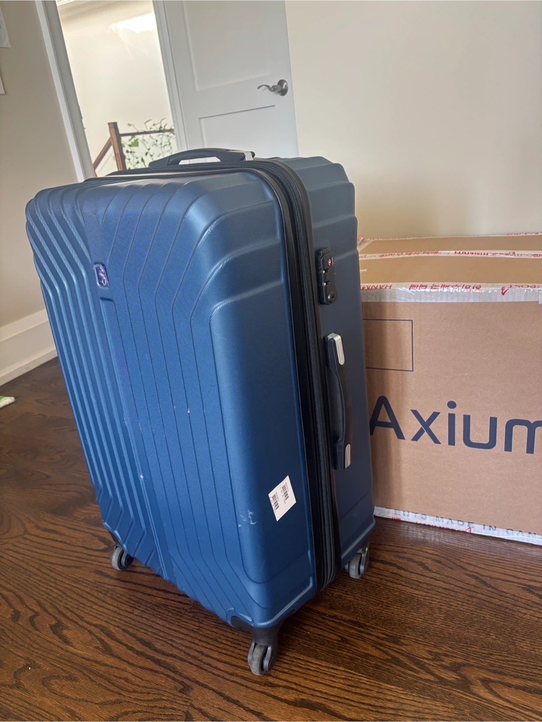 23inch Suitcase - photo 2