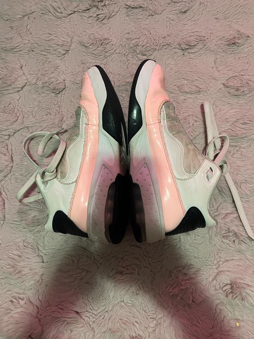 Jordan Sneakers Pink and White