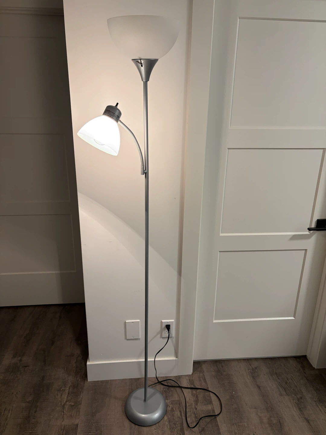 light with 1 bulb for $5