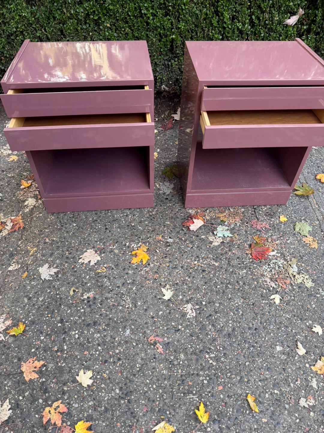 Set of Two Pink Lacquer Nightstands