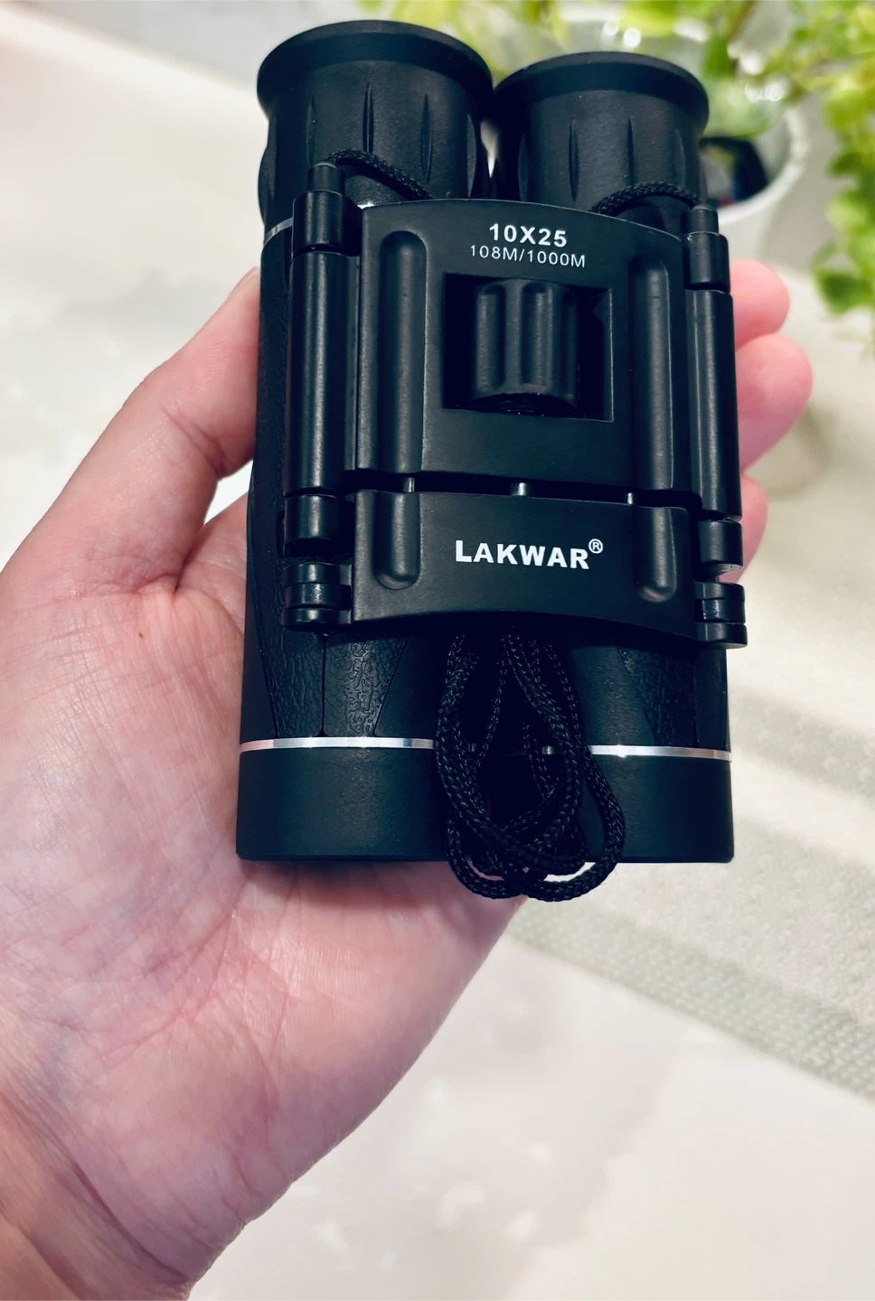 10x25 Compact Binoculars {LIKE NEW} - photo 2