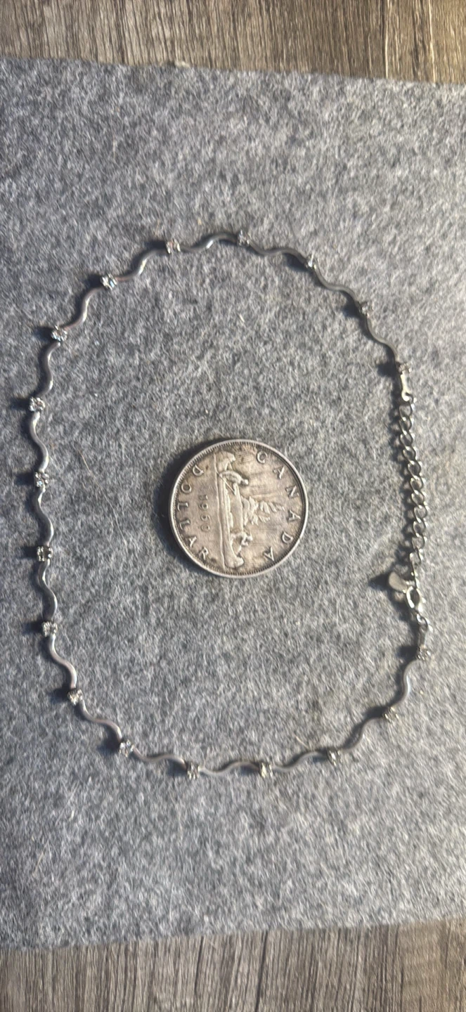 Silver-Tone Wavy Chain Necklace with Accents