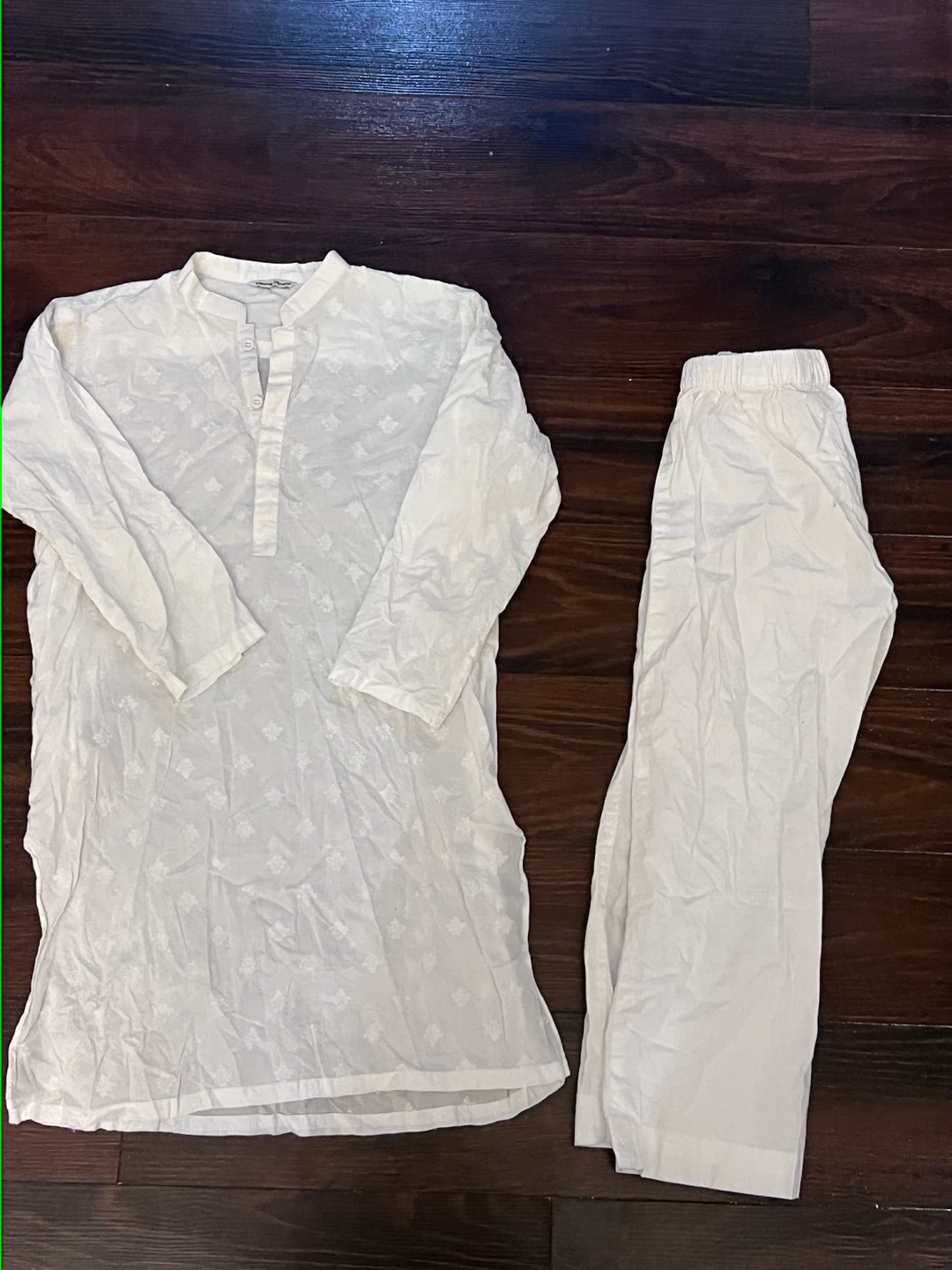 Minnie Minors White Embroidered Kurta Set