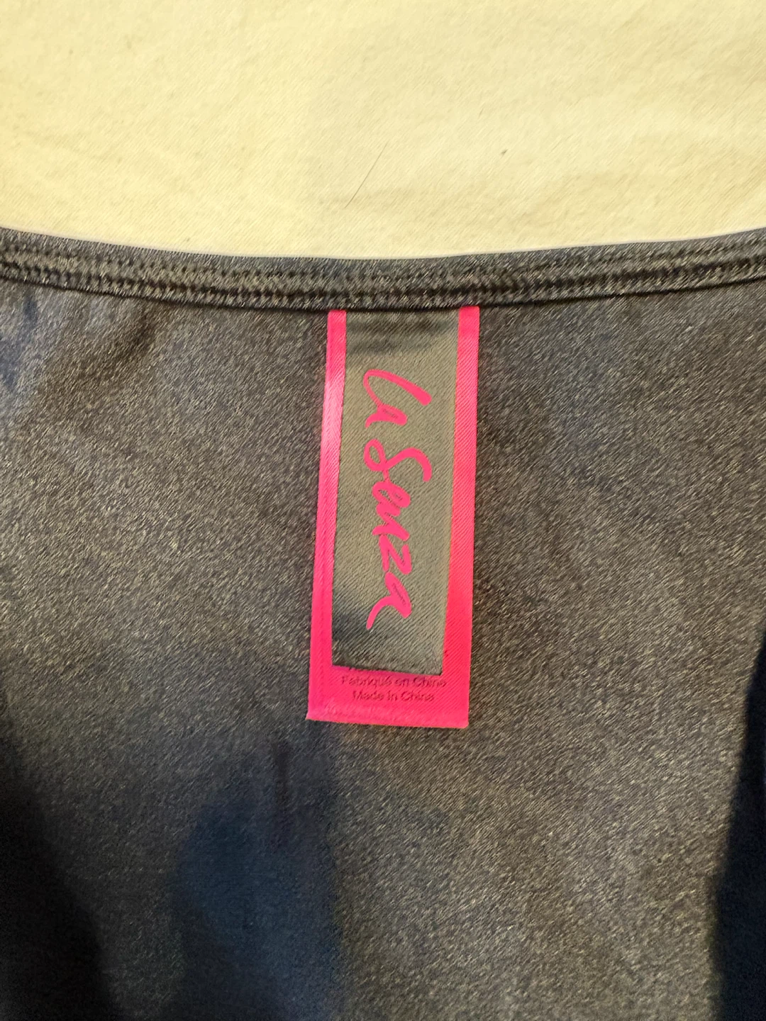 La Senza Black Tie-Front Crop Top - photo 2