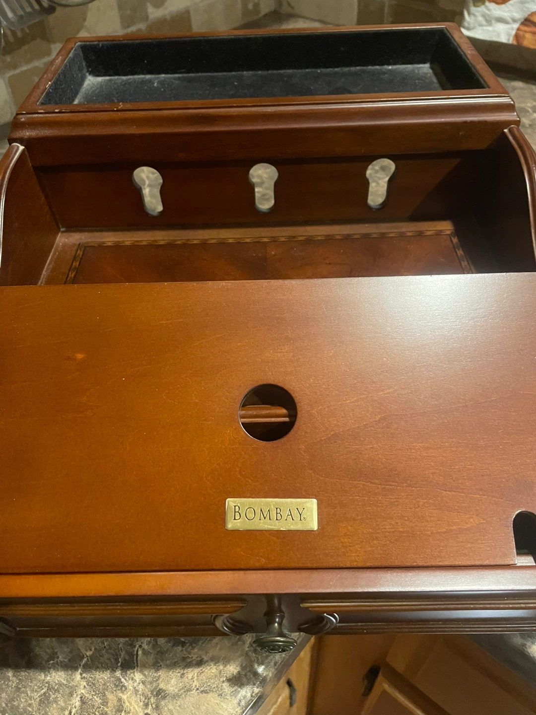 Bombay & Co. Wooden Desk Organizer - photo 3