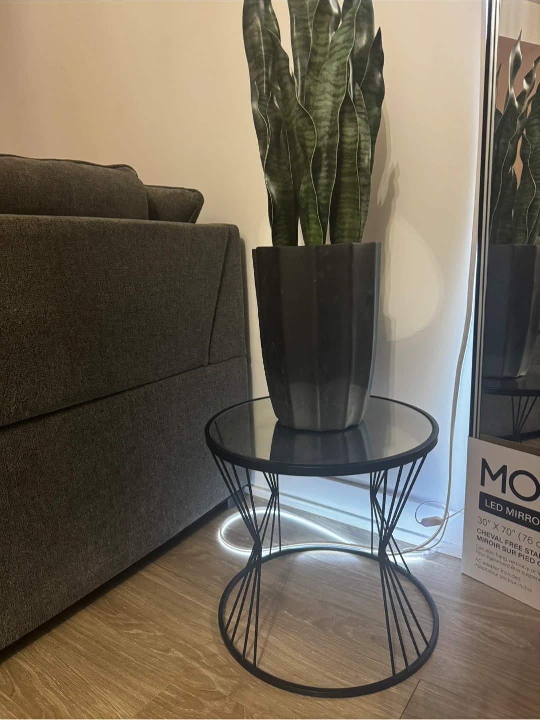Black Metal and Glass Side Table - photo 2
