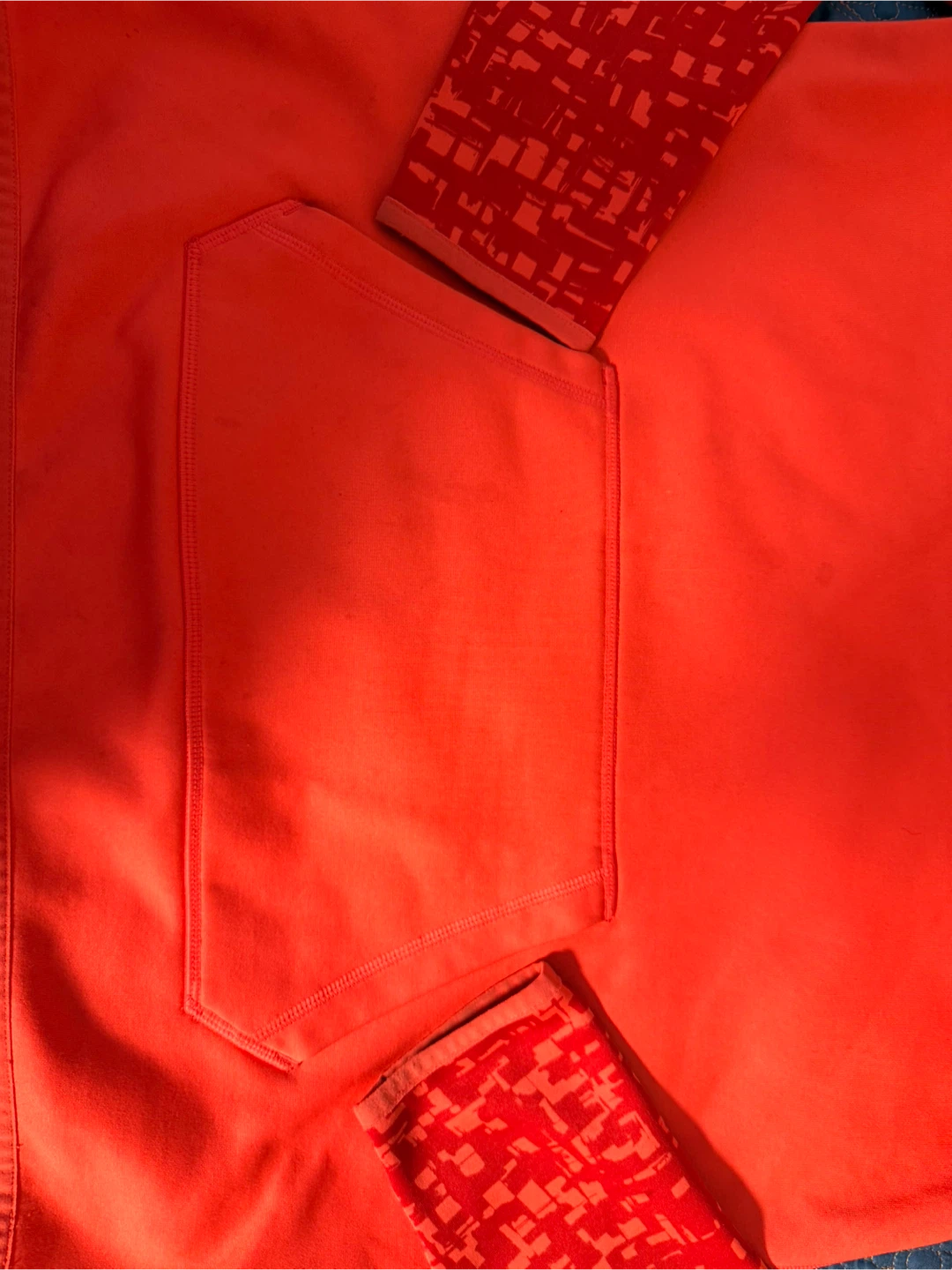 Nike Red Graphic Hoodie - photo 3