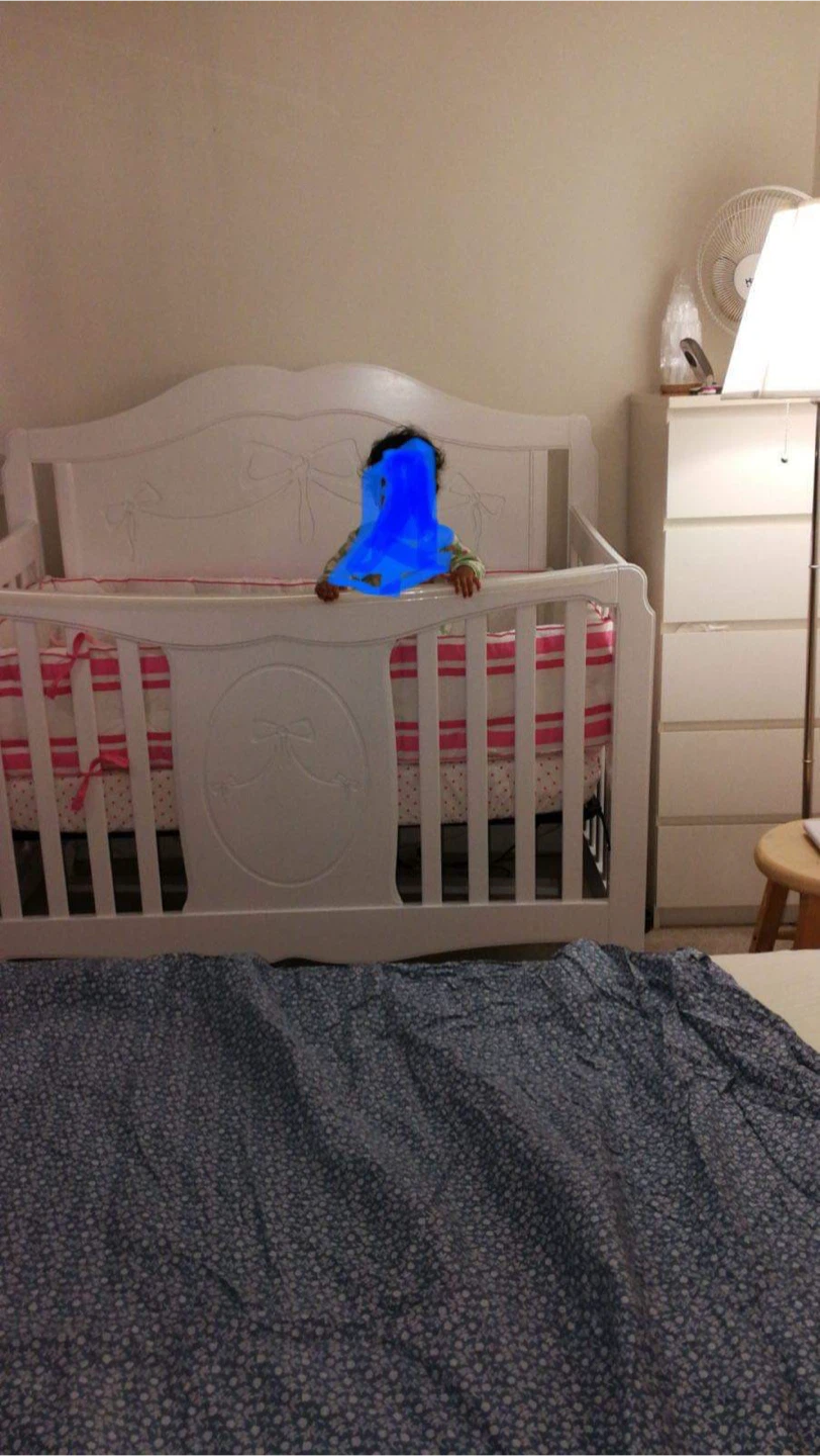 White crib excellent condition - photo 2