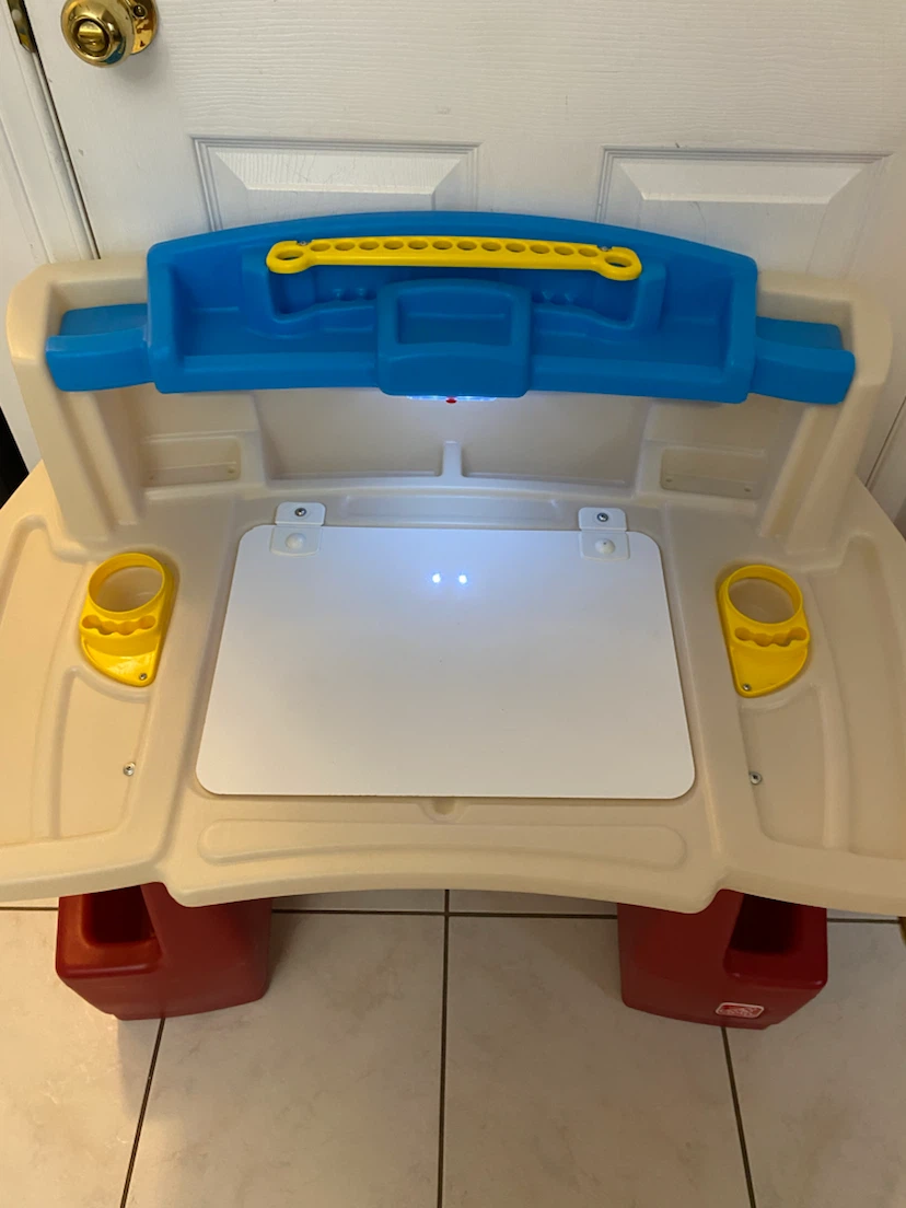 Step2 Art Desk for Kids - photo 2