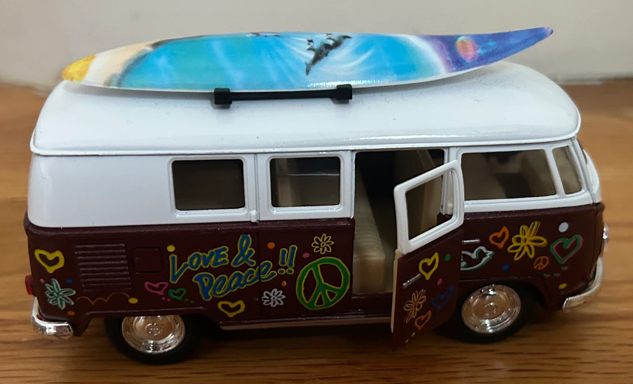 Volkswagen Bus Toy Model - photo 2