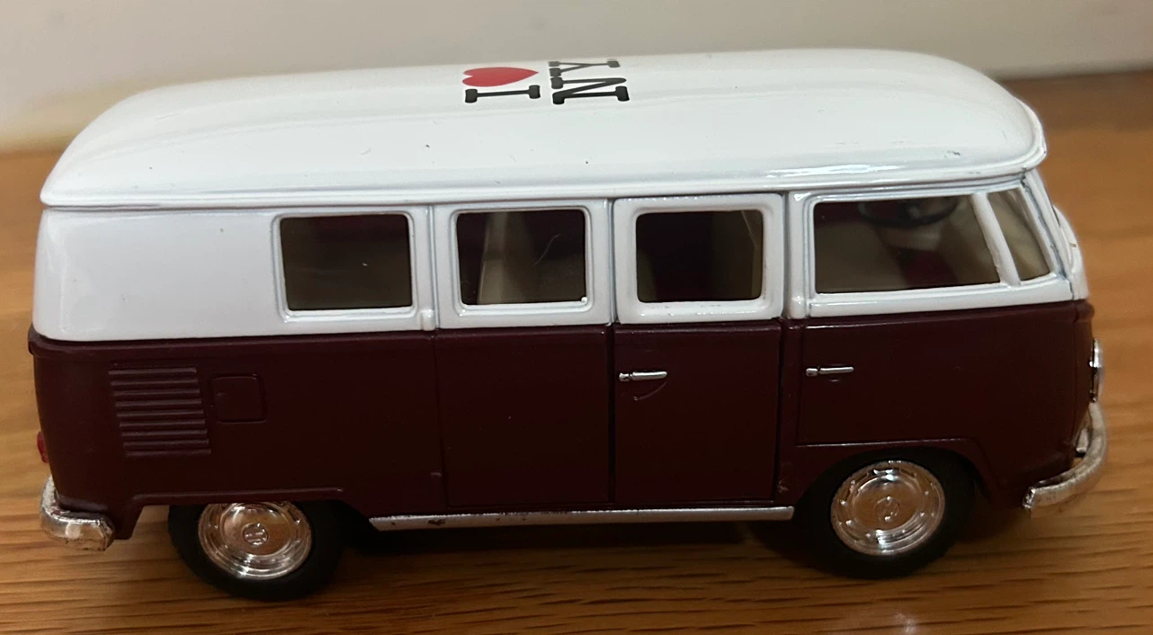 I Love NY Volkswagen Microbus Die-cast Model - photo 3