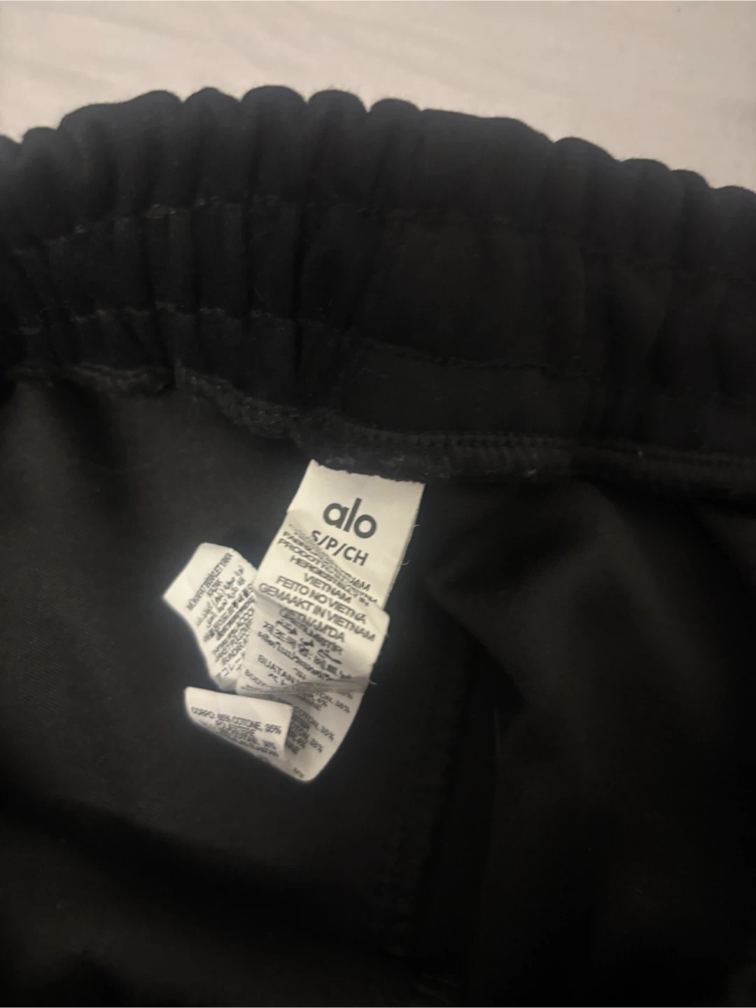 Alo Yoga Black Half-Zip Hoodie and Sweatpants Set - photo 4