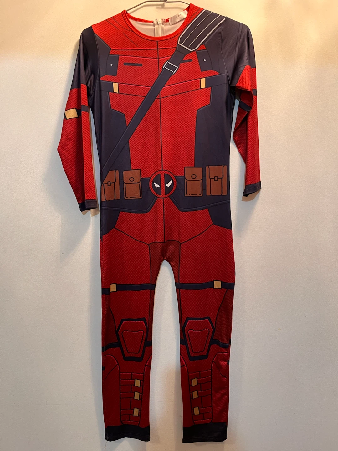NEW Deadpool costume youth size 150