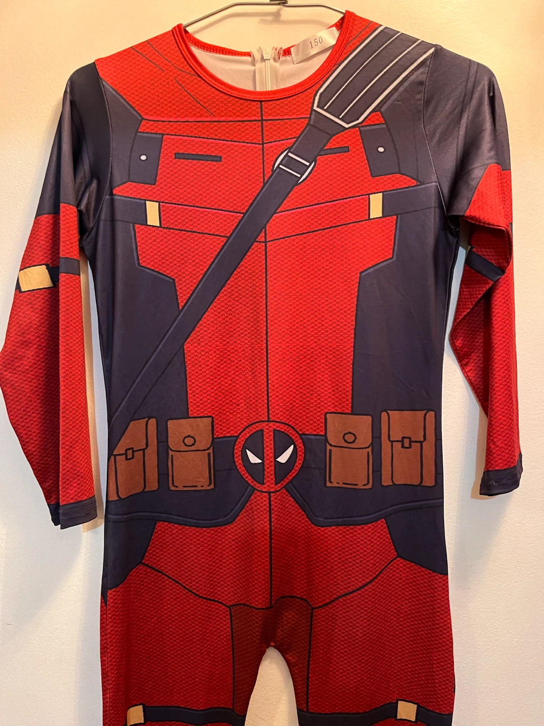NEW Deadpool costume youth size 150 - photo 2