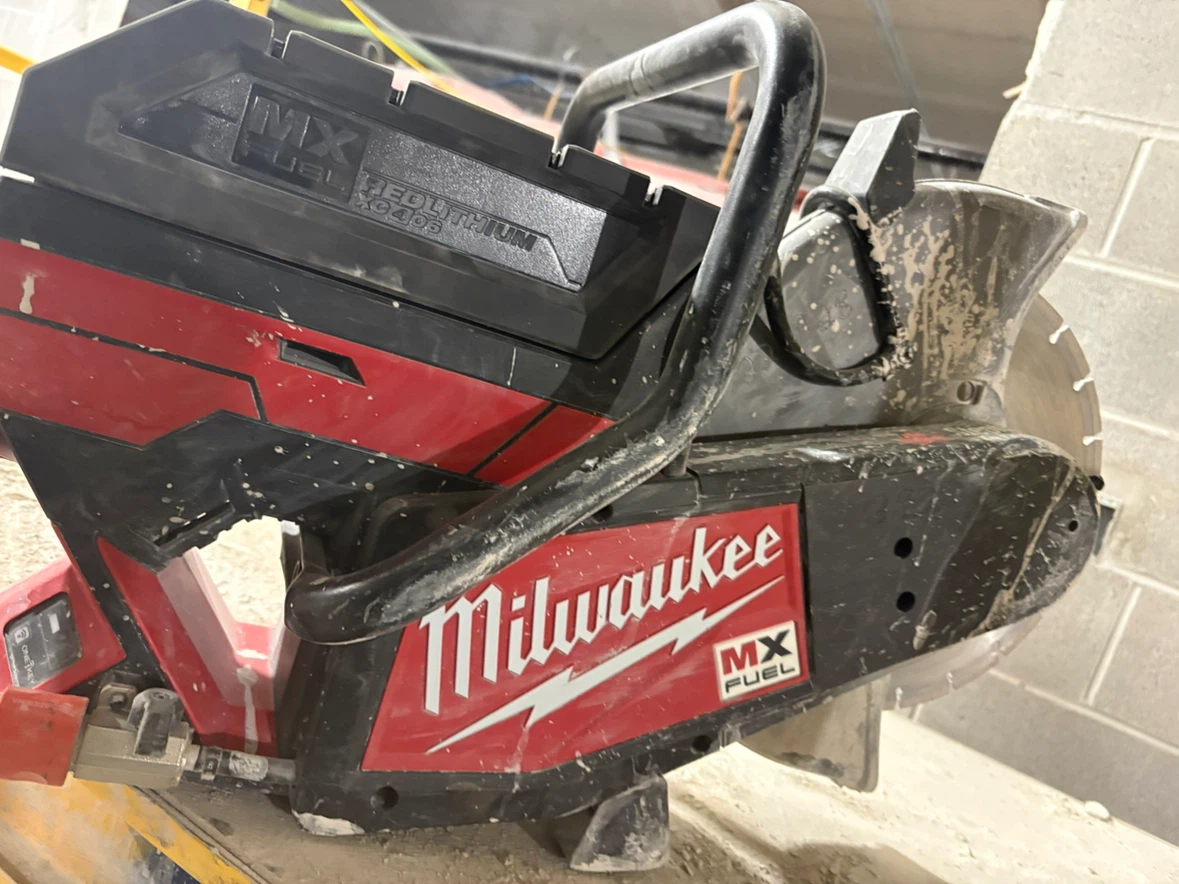 Milwaukee MX FUEL 14-inch Cut-Off Machine