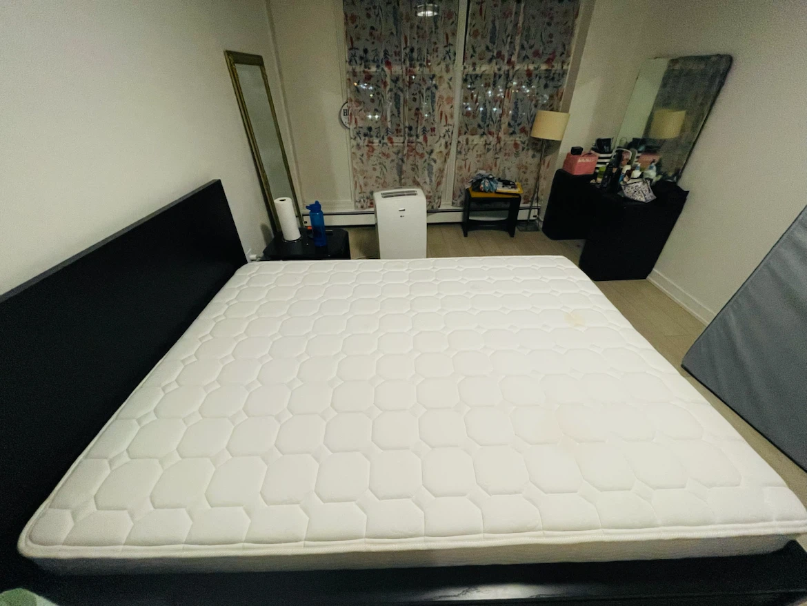 Queen size mattress - photo 2
